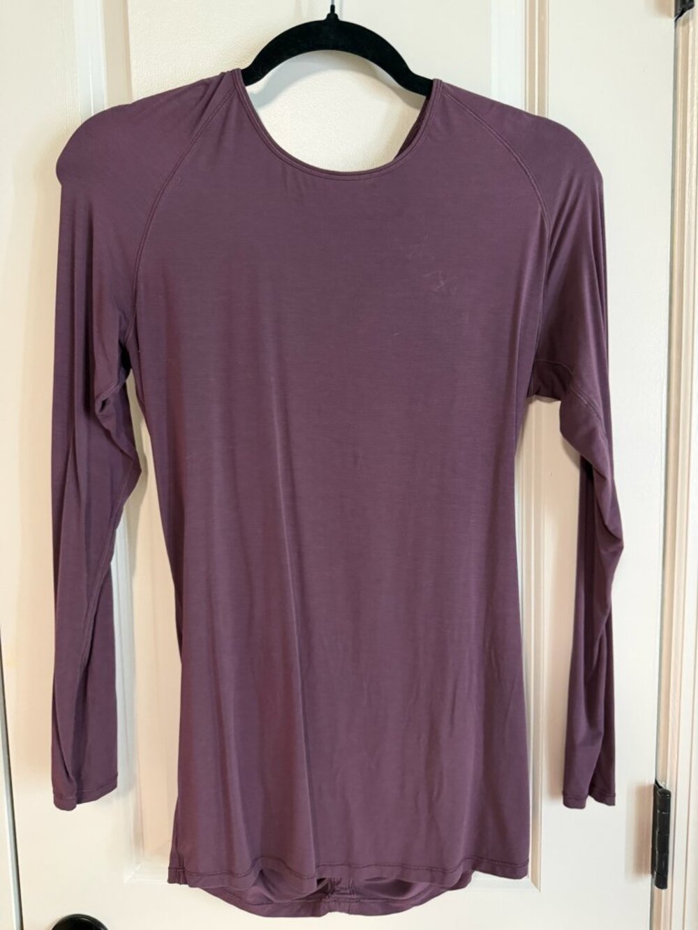 Lululemon Open Back Long Sleeve Top | Size 4 | Plum Purple | Yoga Activewear